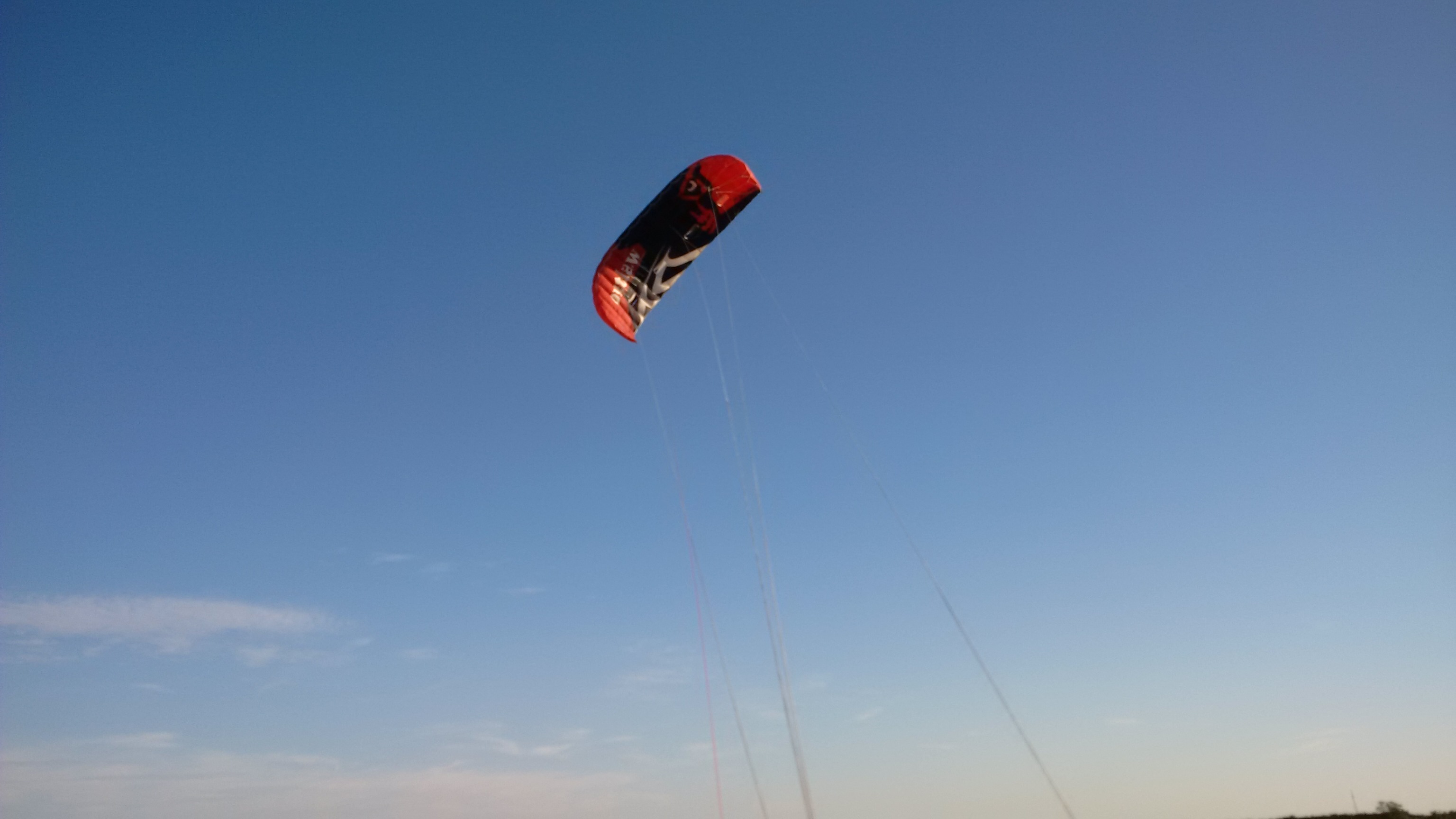 [VENDUE] Flysurfer Outlaw 8m - 250 euros 150829105525350694