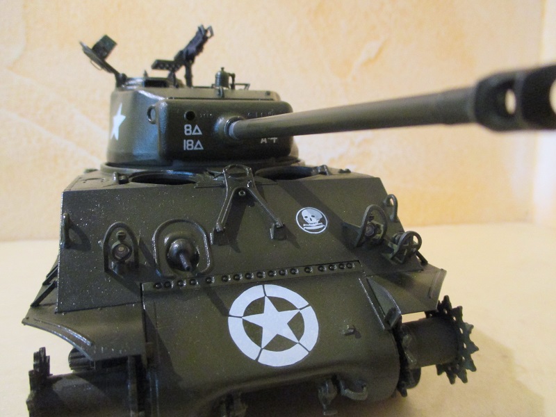 M4A3E8 Sherman "Easy Eight" Tamiya 1/35 et figurines Dragon - Page 4 160326104128666377
